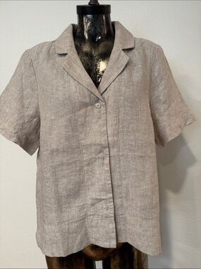 Quince Short-Sleeve Linen Button-Down Top — Taupe